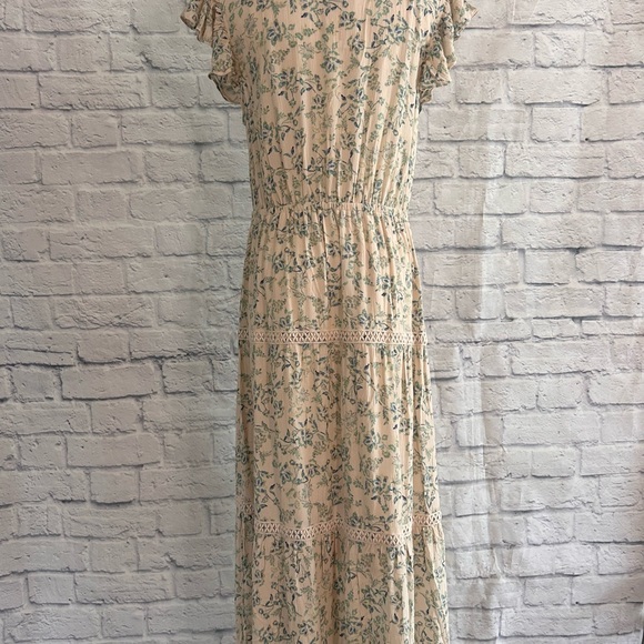 Lucky Brand Maxi Dress Soft Cream Blue Floral Flutter Sleeves Crochet Boho - Picture 9 of 12